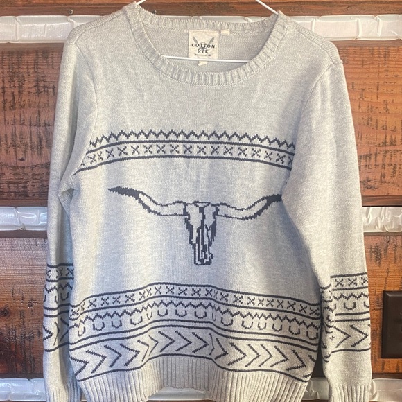 Gray western Patterned Women's Sweater - Picture 1 of 3